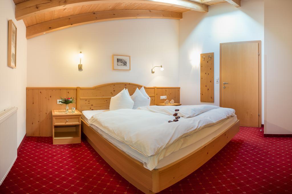 Haus Fernblick Hotel Neustift im Stubaital Buitenkant foto