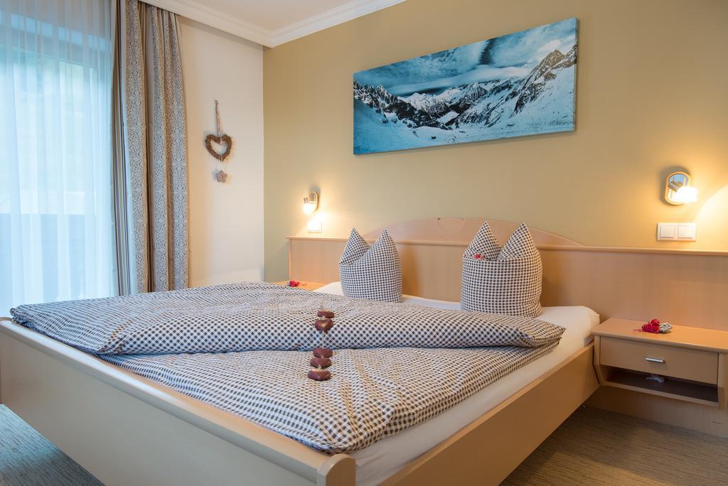 Haus Fernblick Hotel Neustift im Stubaital Kamer foto