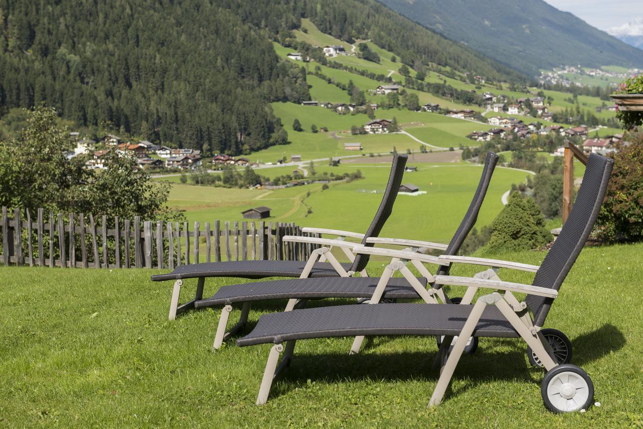 Haus Fernblick Hotel Neustift im Stubaital Buitenkant foto