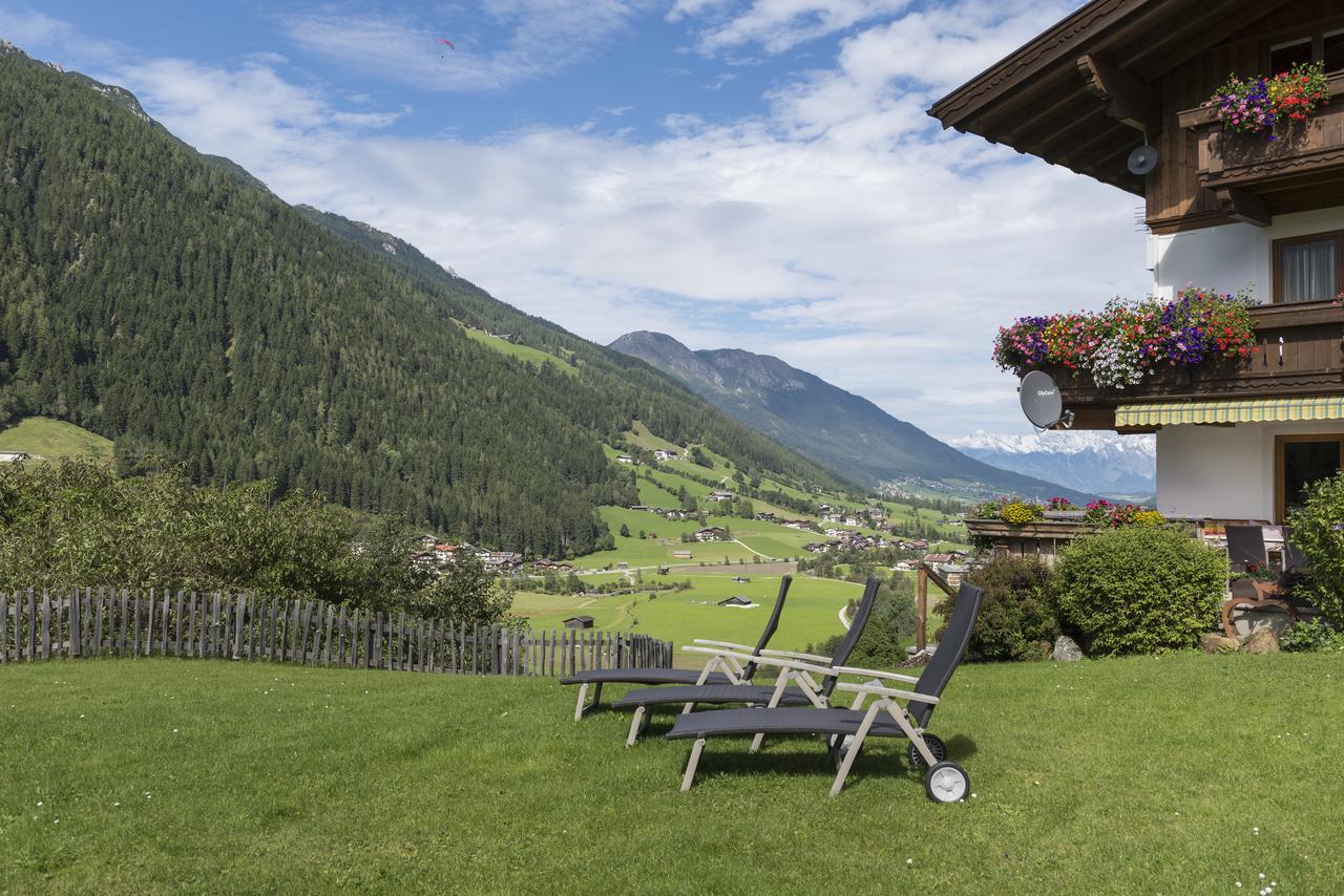 Haus Fernblick Hotel Neustift im Stubaital Buitenkant foto
