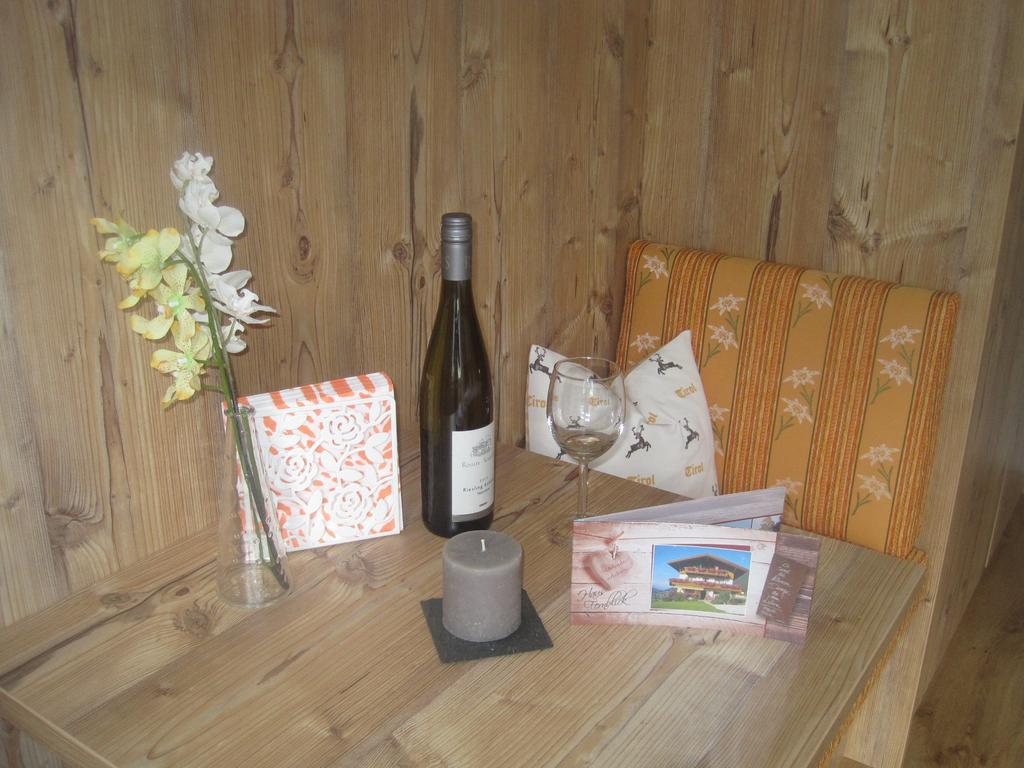 Haus Fernblick Hotel Neustift im Stubaital Kamer foto